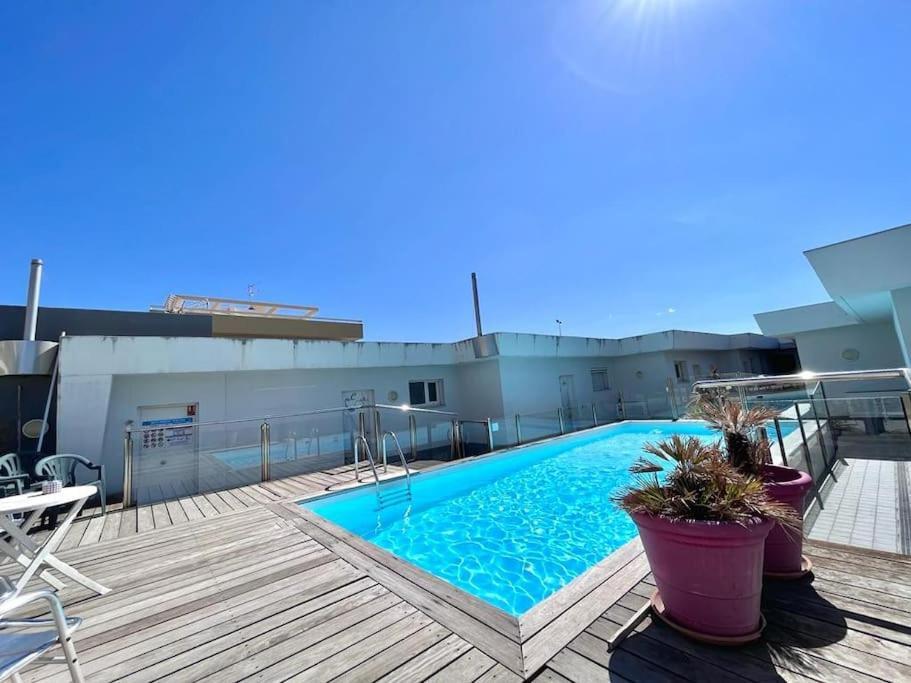 Parking + Piscine, Tout Confort, Proche Aeroport & Mer Saint-Laurent-du-Var Eksteriør billede
